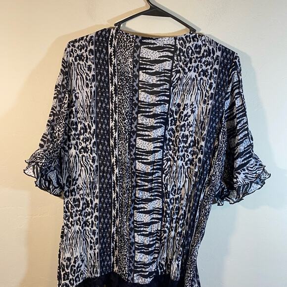 Signature By Larry Levine Black White Top Size Medium - Picture 9 of 10